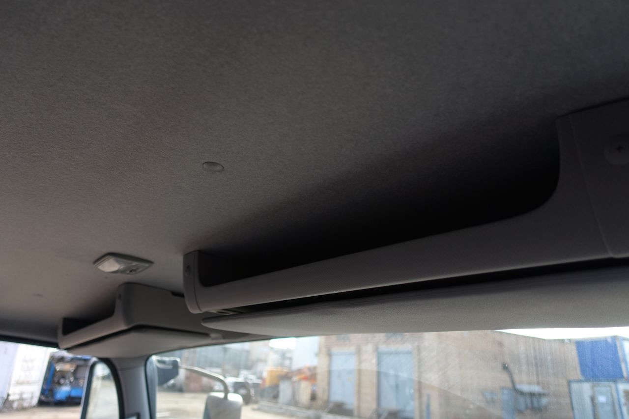 ISUZU ELF 9.5 (NQR 90) ПОГРУЗЧИК KROMANN LIFT S5S
