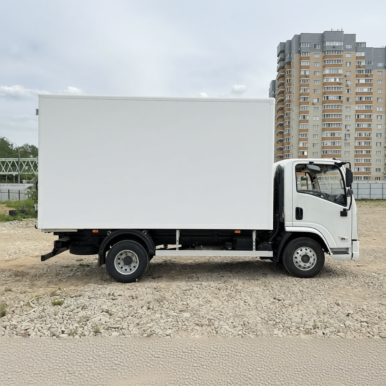 SDAC J7.5 ИЗОТЕРМИЧЕСКИЙ ФУРГОН 4,2×2,2×2,4м