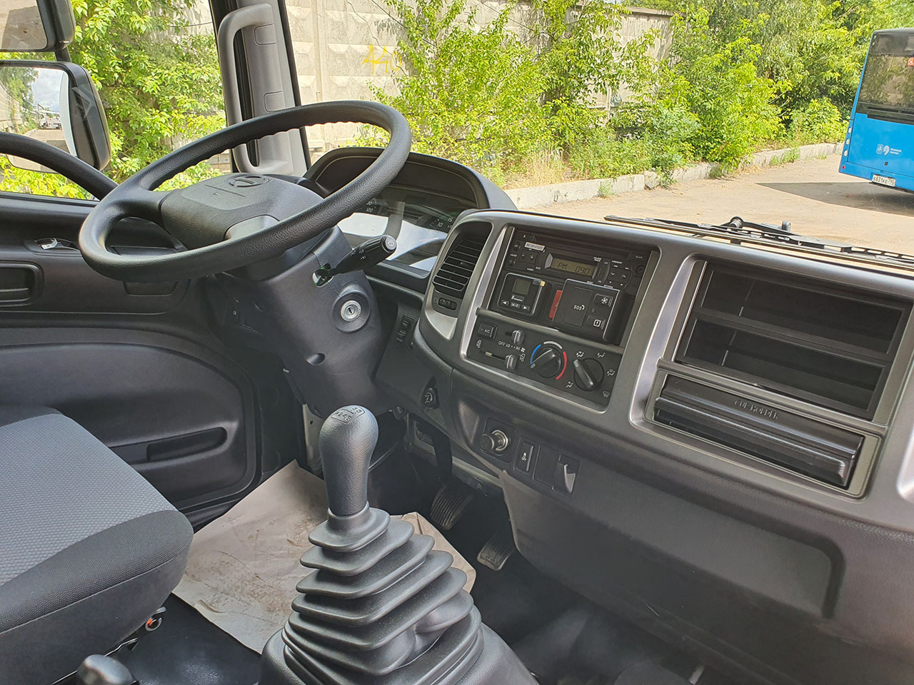 HINO 500 LUG (12т) ИЗОТЕРМИЧЕСКИЙ 6700×2600×2700мм