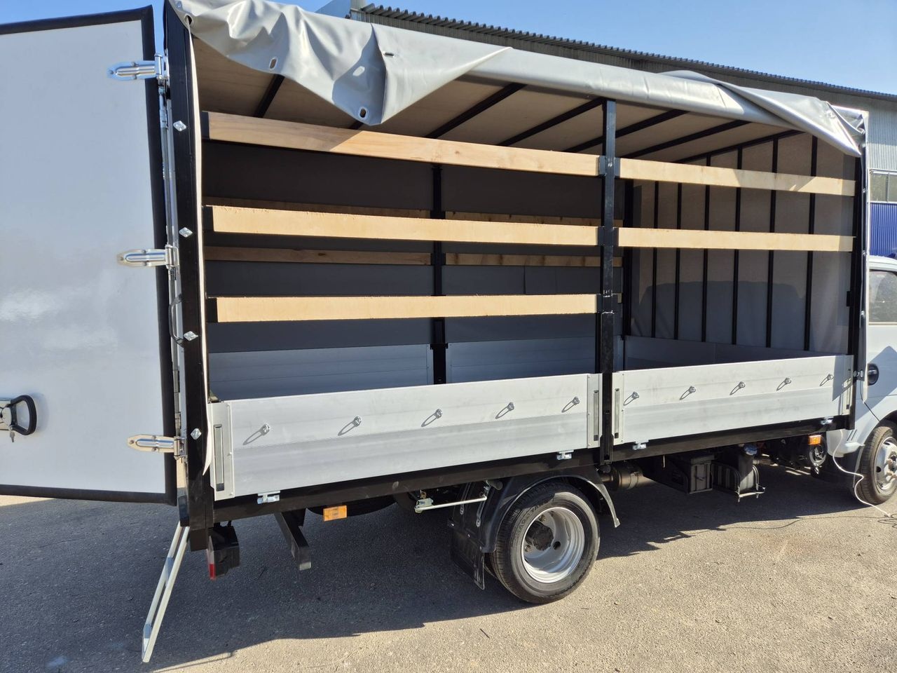 DONGFENG JUNFENG Q35 (МРМ 3,5т) БОРТ-ТЕНТ 4,2×2,2×2,1м