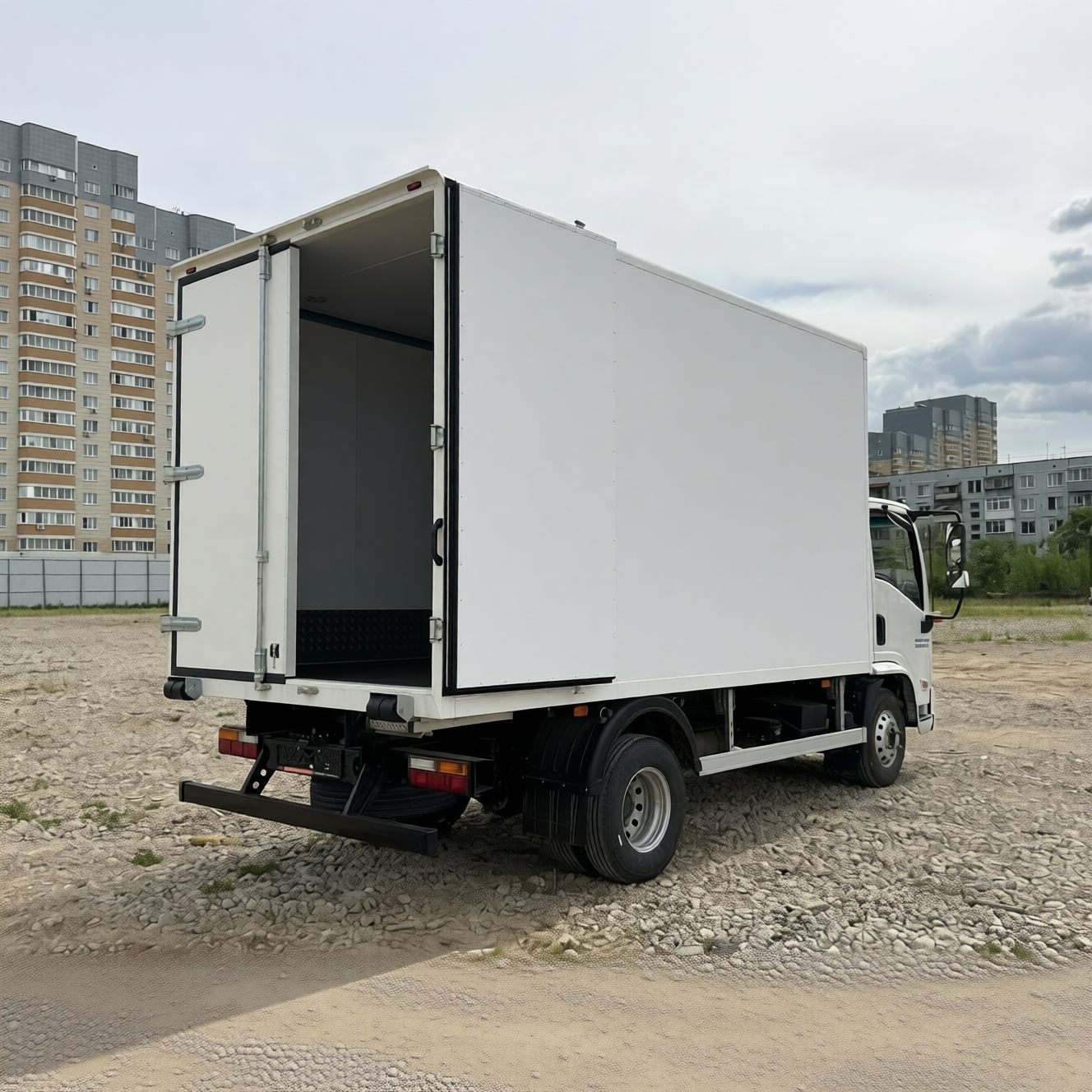 SDAC J7.5 ИЗОТЕРМИЧЕСКИЙ ФУРГОН 4,2×2,2×2,4м