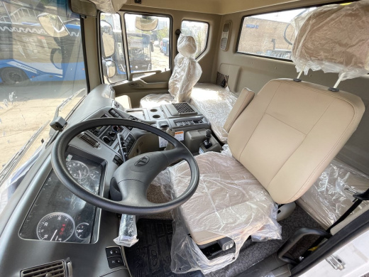 DAEWOO NOVUS 6×4 CL8KR (31т) С КМУ HIAB-270T (10т)