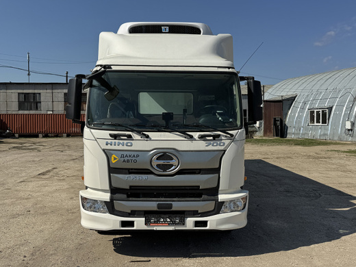 HINO 700 6×2 рефрижератор автономный, 9,2 м