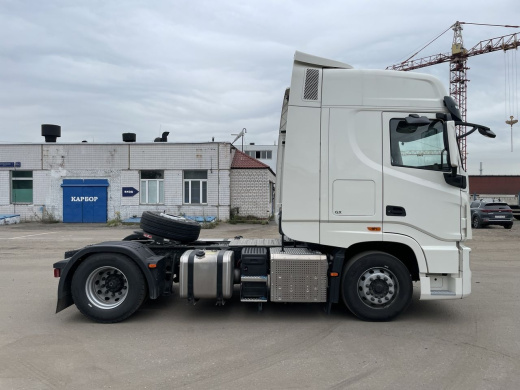 DONGFENG GX DFH4180 (МРМ 18т) ТЯГАЧ 4×2
