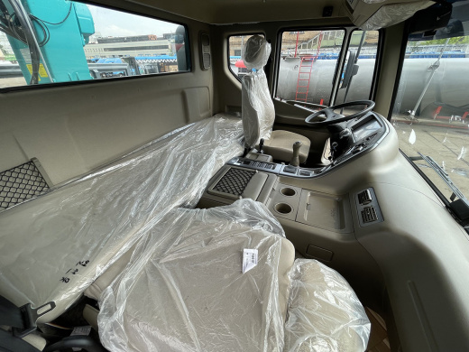 DAEWOO NOVUS CL8CF (6×4) КМУ HKTC-7016L (7т) 8,4×2,54×0,6