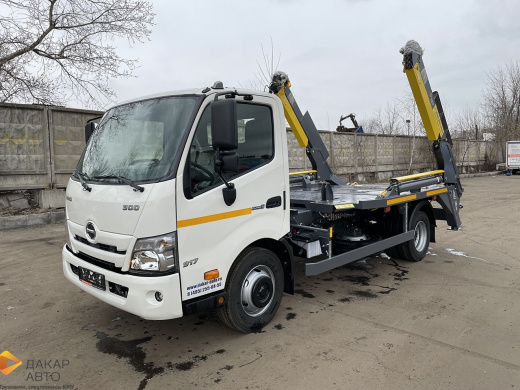 HINO 300 (8.0т) БУНКЕРОВОЗ WERNOX 8м³