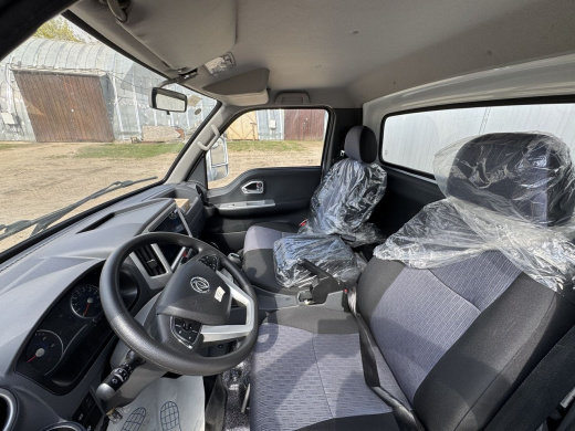 ИЗОТЕРМИЧЕСКИЙ ФУРГОН DONGFENG JUNFENG Q35 (МРМ 3,5т) 4,2м