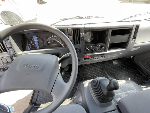 ISUZU ELF 7.5 (NPR75LL) БОРТОВАЯ ПЛАТФОРМА 5,1×2,2×0,4 м