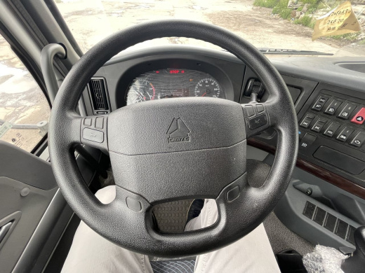 HOWO A5 (МРМ 40т) 8x4 БЕТОНОСМЕСИТЕЛЬ 12м³