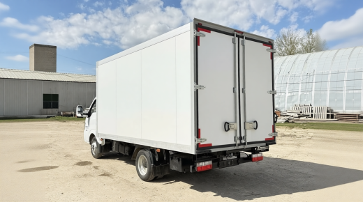 ИЗОТЕРМИЧЕСКИЙ ФУРГОН DONGFENG JUNFENG Q35 (МРМ 3,5т) 4,2м