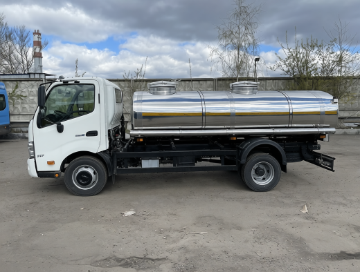 HINO 300-710L ЦИСТЕРНА ДЛЯ ПИШЕВЫХ ЖИДКОСТЕЙ (5м³)