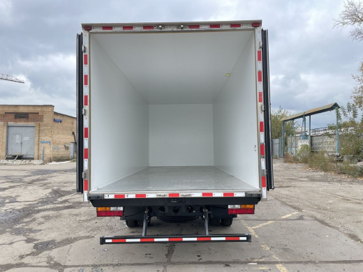 SDAC K12 (11,4т) ИЗОТЕРМИЧЕСКИЙ ФУРГОН 6,4×2,6×2,5м