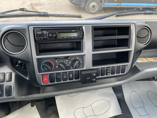 HINO 300-710L ЦИСТЕРНА ДЛЯ ПИШЕВЫХ ЖИДКОСТЕЙ (5м³)