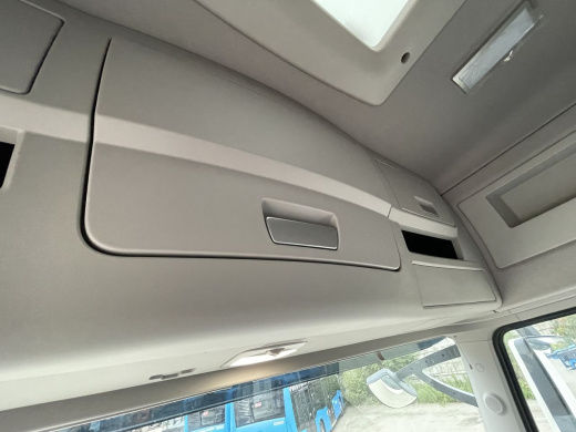 DONGFENG GX DFH4180 (МРМ 18т) ТЯГАЧ 4×2