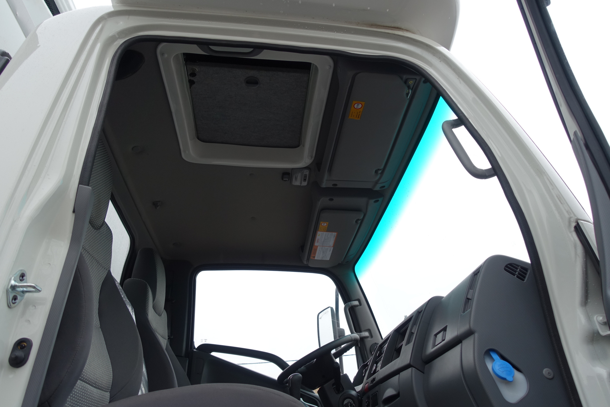 Рефрижератор на базе JAC N56 со спальником (5,2м)