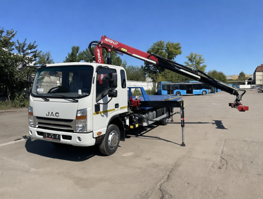 JAC N90 ЭВАКУАТОР СО СДВИЖНОЙ ПЛАТФОРМОЙ КМУ NR 811T 2S (4т)