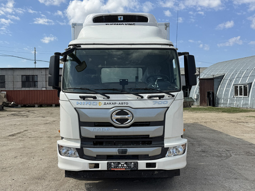 HINO 700 4×2 Рефрижератор с автономной ХОУ, 9,2 м