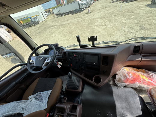 HINO 700 4×2 Рефрижератор с автономной ХОУ, 9,2 м