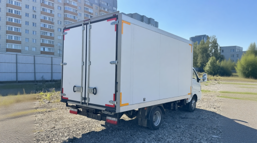 DONGFENG JUNFENG Q35 (МРМ 3,5т) РЕФРИЖЕРАТОР ХОУ FRIDGE 3000h
