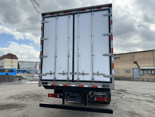 HINO 700 (18т) 4×2 РЕФРИЖЕРАТОР ХОУ THERMO KING T-1080
