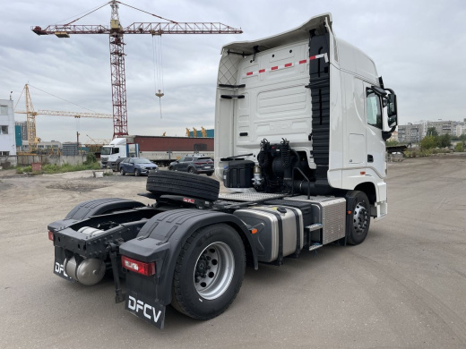 DONGFENG GX DFH4180 (МРМ 18т) ТЯГАЧ 4×2