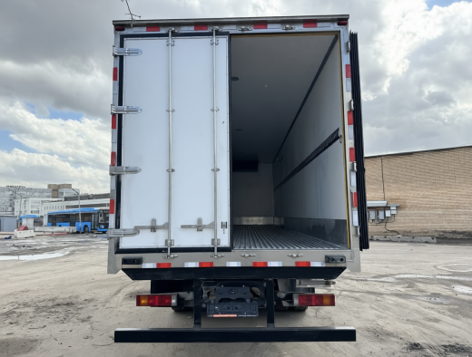 HINO 700 (18т) 4×2 РЕФРИЖЕРАТОР ХОУ THERMO KING T-1080