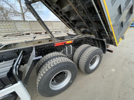 САМОСВАЛ DONGFENG 8x4 (МРМ 31т) ОБЪЕМ КУЗОВА 24м³