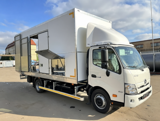 ЭВАКУАТОР HINO 300-730L СДВИЖНОЙ ФУРГОН 6,33×2,6×2,53 м