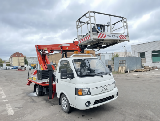 JAC N35 (3,5т) С АГП PALFINGER P180T (18м)