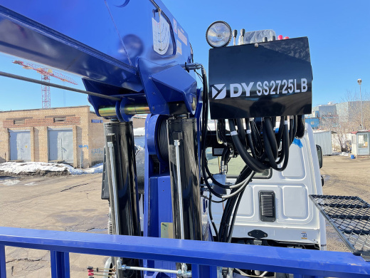 DAEWOO NOVUS 6×4 (31 т) С КМУ DONGYANG SS 2725 LB (12 т)